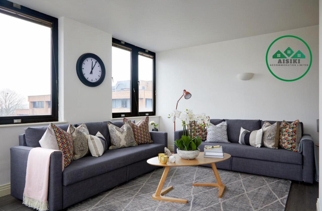 Aisiki Living At Upton Rd, Multiple 1, 2, Or 3 Bedroom Apartments, King Or Twin Beds With Free Wi-Fi & Parking Watford  Zewnętrze zdjęcie