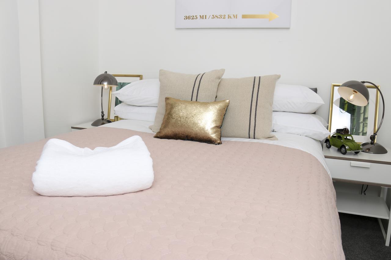 Aisiki Living At Upton Rd, Multiple 1, 2, Or 3 Bedroom Apartments, King Or Twin Beds With Free Wi-Fi & Parking Watford  Zewnętrze zdjęcie